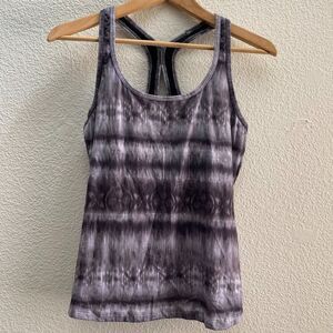 Aneka New Balance Tie-Dye Built In Bra Tank Top Athletic Workout Gym Medium
